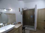 ENTRECASTEAUX  appartement comme neuf — photo 4