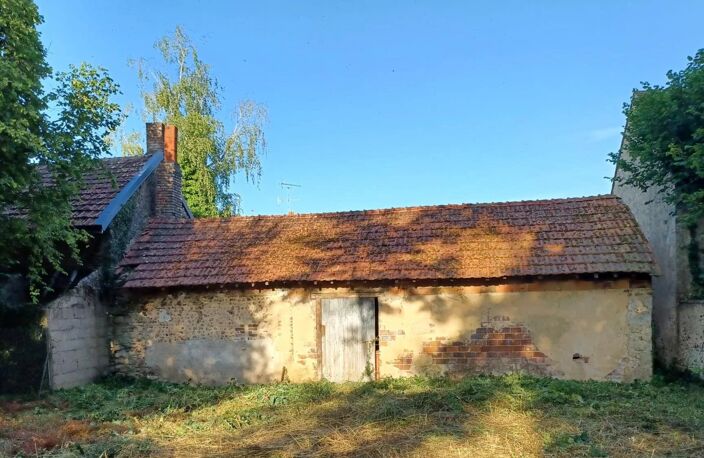 EXCLUSIVITÉ - BATIMENT/ GRANGE A RÉNOVER 100 M² SUR TERRAIN CONSTRUCTIBLE 985 m². — photo 4