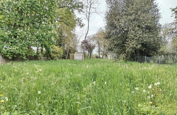 EXCLUSIVITÉ - BATIMENT/ GRANGE A RÉNOVER 100 M² SUR TERRAIN CONSTRUCTIBLE 985 m². — photo 5