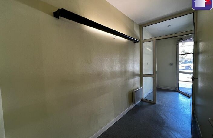 Location local industriel  39 m² à Tarascon-sur-Ariège (09400) — photo 5
