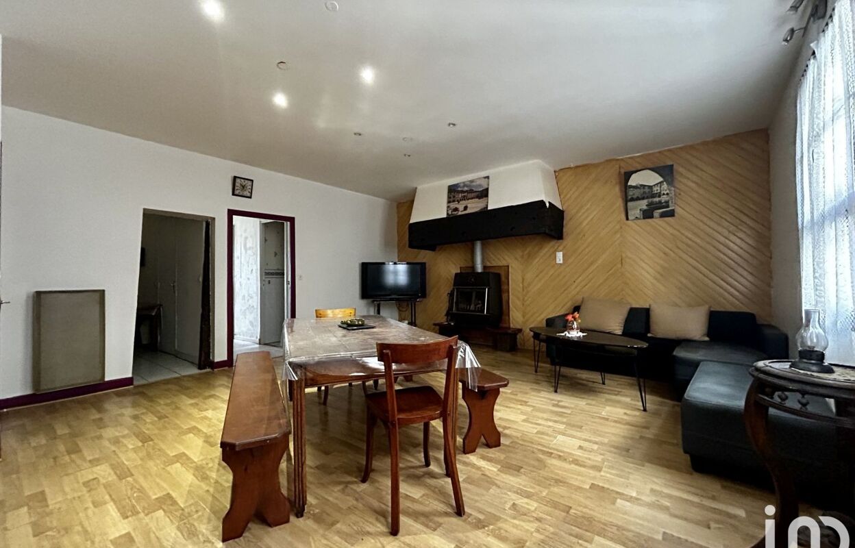 maison 6 pièces 202 m2 à vendre à Sauveterre-de-Rouergue (12800)