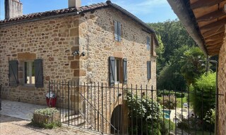 Maison 5 Pièces 317 m² à vendre à Figeac (46100)
