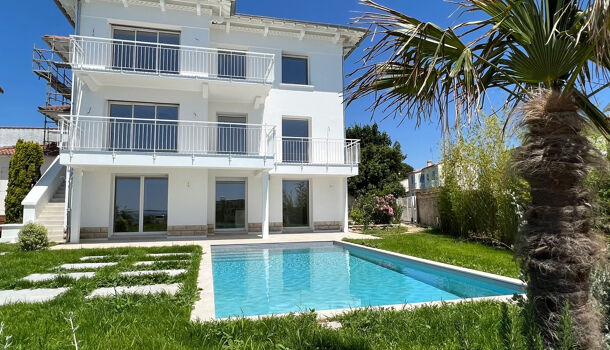 Villa / Maison 9 pièces  à vendre Royan 17200