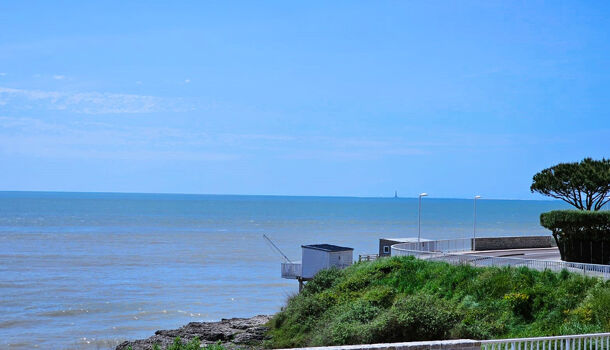 Villa / Maison 9 pièces  à vendre Royan 17200