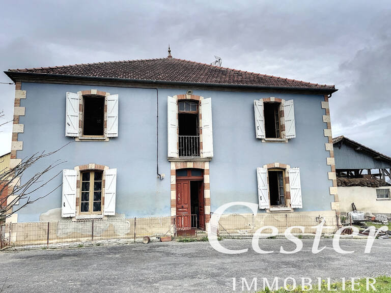 PROPRIETE et ses dépendances sur 3,5 ha — photo 1