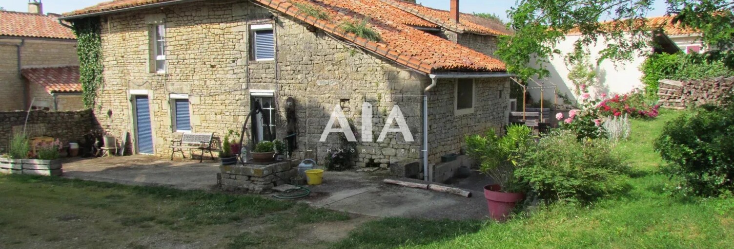 Maison 8 Pièces 182 m² à vendre à Nanteuil-en-Vallée (16700)