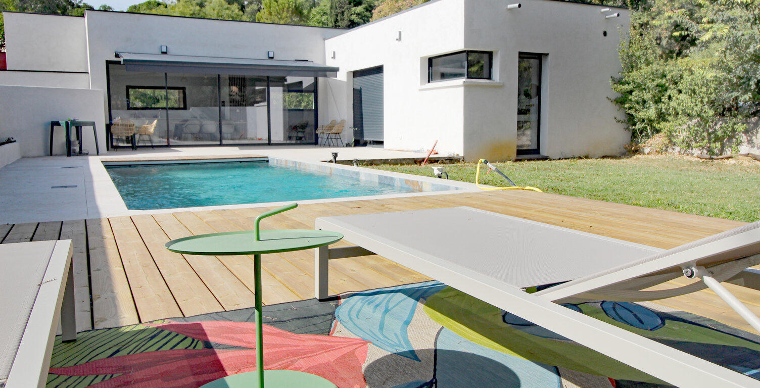 NIMES TOUR MAGNE Villa contemporaine d'exception de 230 m2 — photo 1