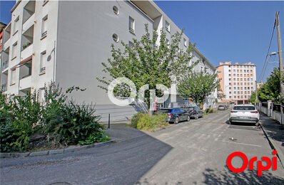 appartement 2 pièces 52 m2 à vendre à Bourgoin-Jallieu (38300)