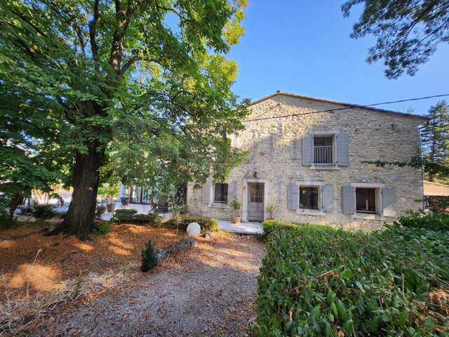 Maison 7 pièces 260 m² à La Touche — photo du bien