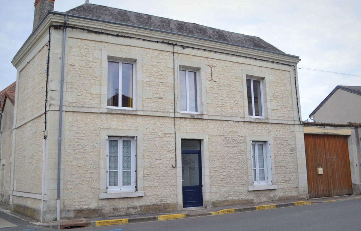 maison 4 pièces 109 m2 à vendre à Saint-Gervais-les-Trois-Clochers (86230)