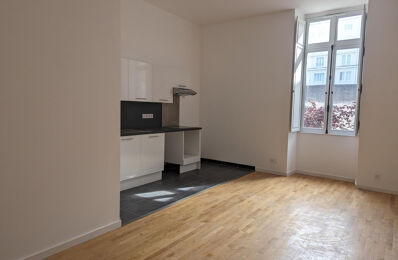 location appartement 1 100 € CC /mois à proximité de Nantes (44100)