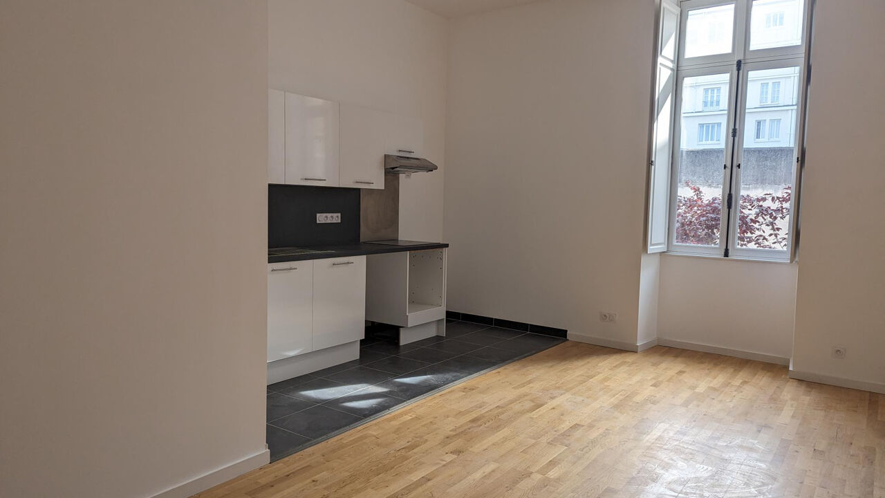 appartement 3 pièces 71 m2 à louer à Nantes (44000)