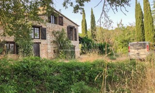 Maison 4 Pièces 300 m² à vendre à Saint-Paul-en-Forêt (83440)