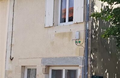 vente maison 55 000 € à proximité de Oradour-Fanais (16500)