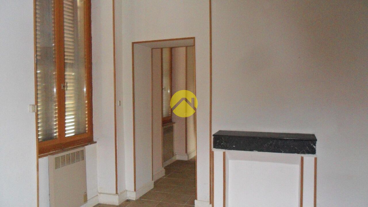 maison 5 pièces 110 m2 à vendre à Ainay-le-Château (03360)