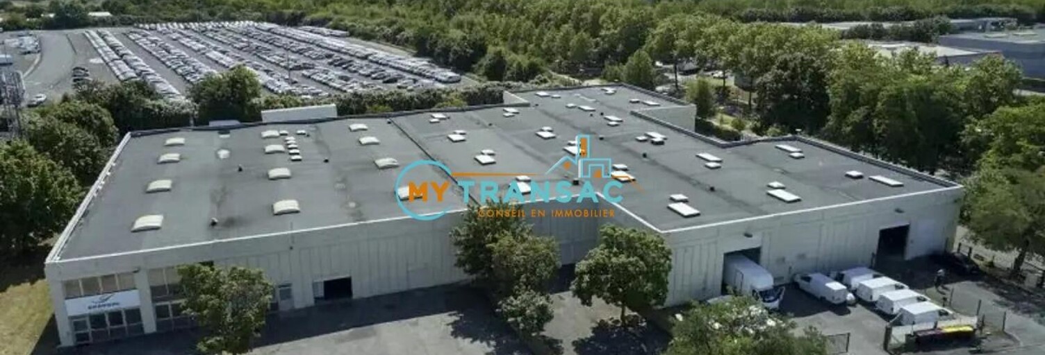 Local industriel  582 m² à louer à Valenton (94460)