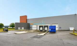 Local industriel  3290 m² à louer à Lieusaint (77127)