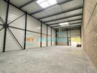 A VENDRE LOCAUX D'ACTIVITÉS NEUFS PLUSIEURS SURFACES DISPONIBLES A MONTEREAU-SUR-LE-JARD — photo 4