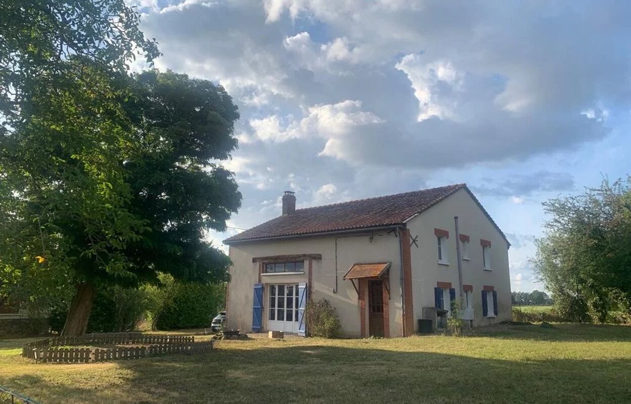 maison 6 pièces  m2 à vendre à Lathus-Saint-Rémy (86390)