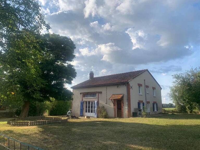 Vente Grange à rénover avec jardin dans la Vienne — photo 1