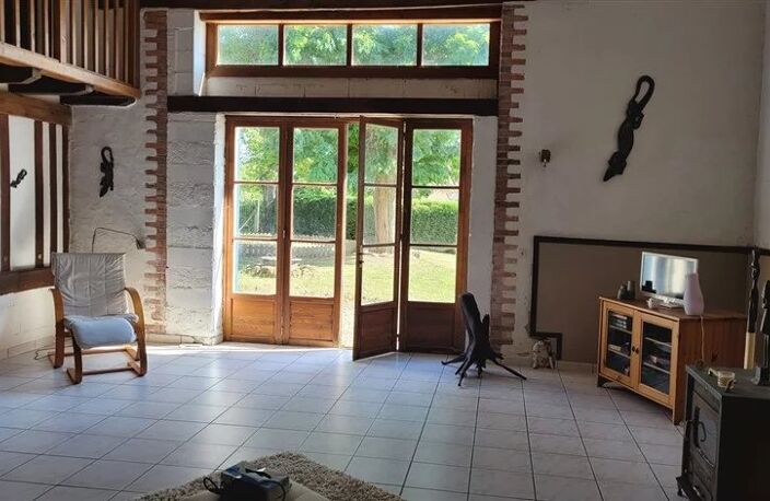 Vente Grange à rénover avec jardin dans la Vienne — photo 4