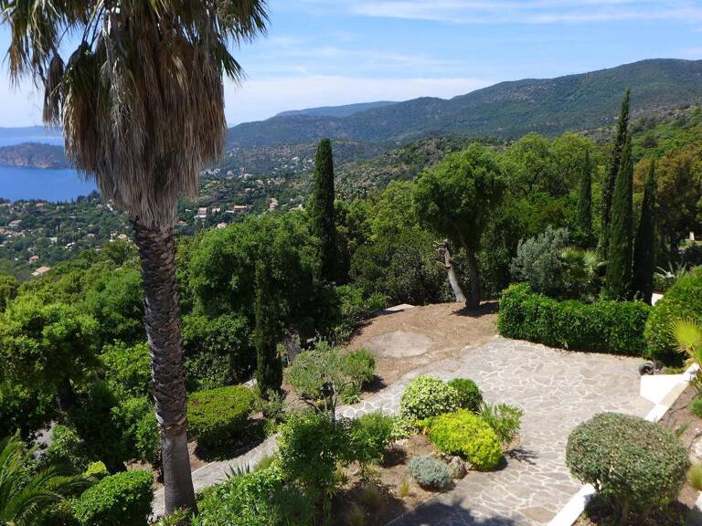 Propriete vue mer panoramique, le Rayol Canadel — photo 1