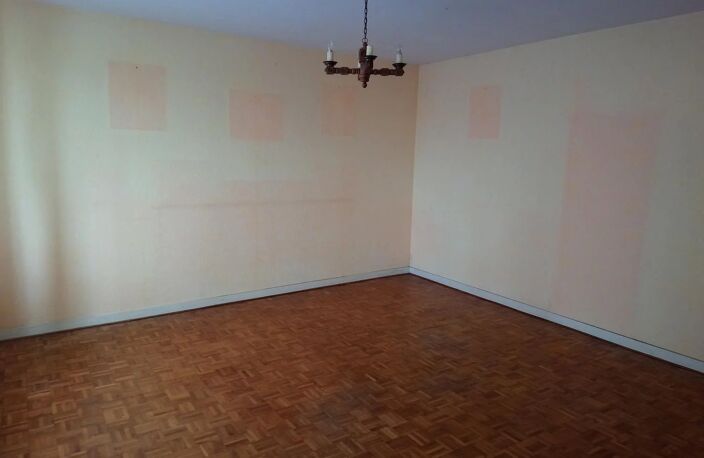 Maison 5 chambres 2 garages 1000m² de terrain — photo 3
