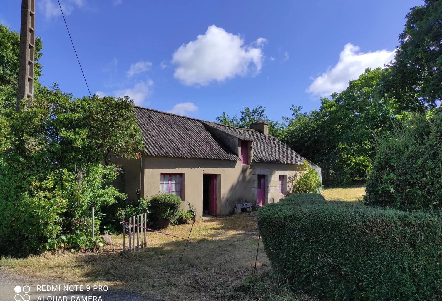 Maison de campagne à rénover dans un bel environne — photo 1