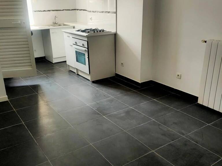 SPECIAL INVESTISSEURS APPARTEMENT PETITE SURFACE — photo 1
