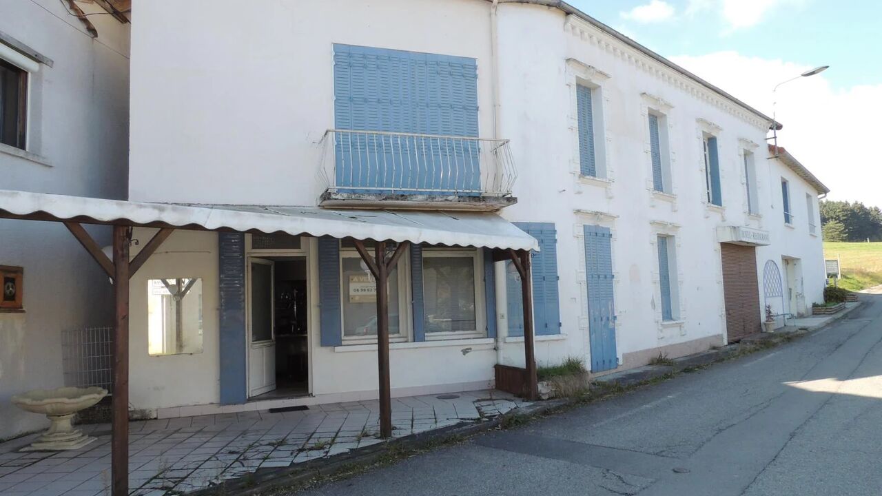 maison 8 pièces 195 m2 à Cremeaux (42260)