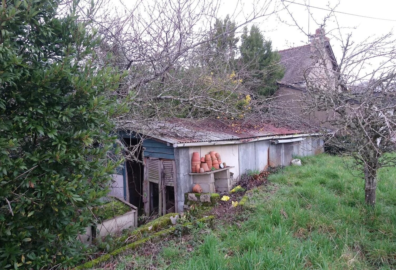 Maison 3 chambres, garage, 480m² de terrain — photo 1