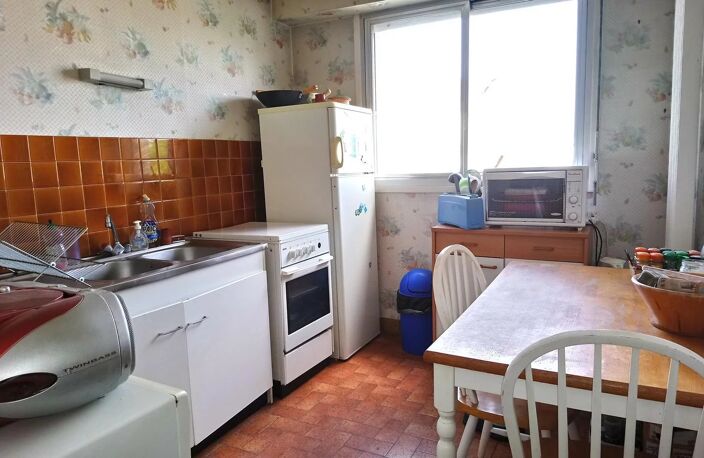 Appartement T2 + cuisine, parking et cave — photo 2