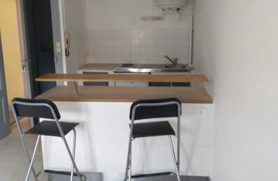 RUE DU DOCTEUR CHARCOT  STUDIO A SAISIR — photo du bien