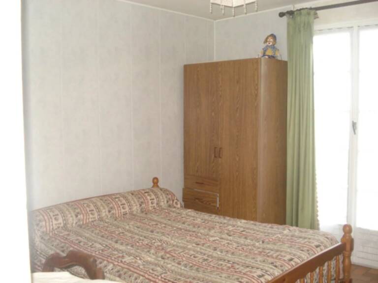 Petite bâtisse en pierre — photo 1