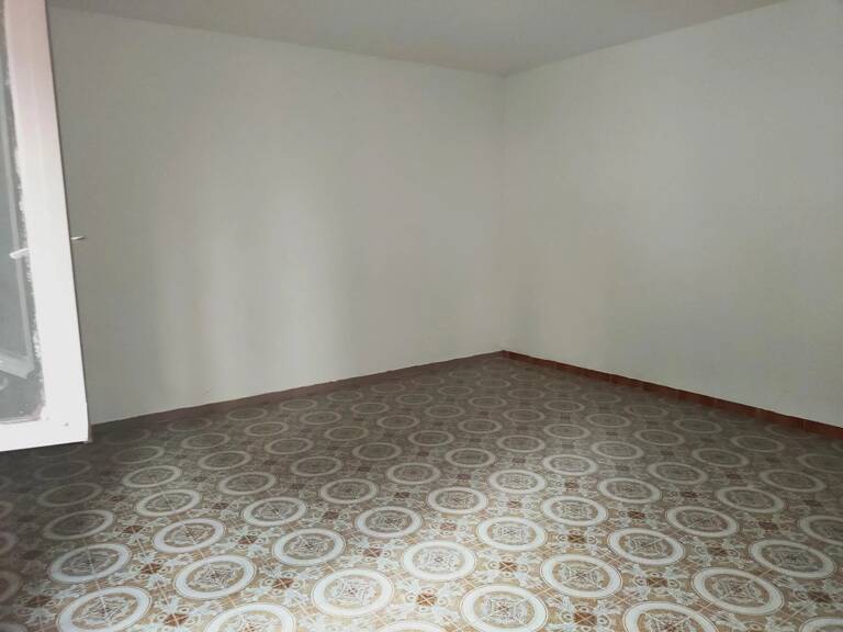 APPARTEMENT T4 A RENOVER  POUR INVESTISSEMENT — photo 1