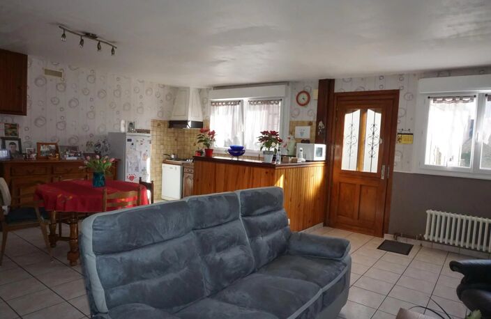 MAISON DE BOURG 3/4 CHAMBRES AVEC DEPENDANCE — photo 3