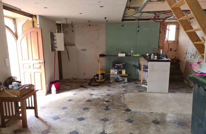 BOURG DE GOMMENEC'H - 2 MAISONS A RENOVER. — photo 2