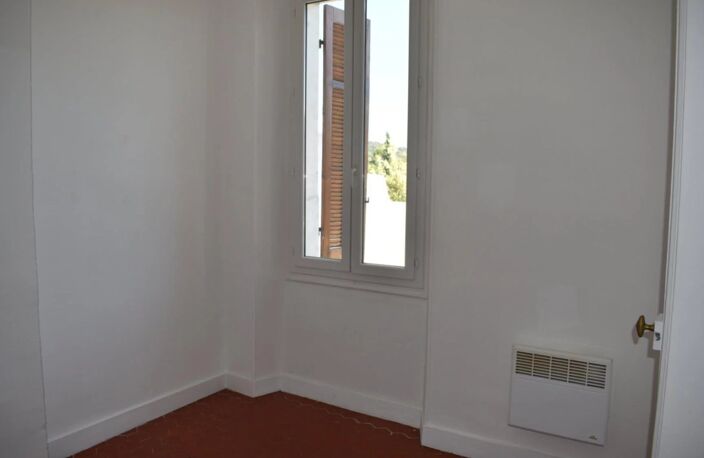 VIDAUBAN -  EN EXCLUSIVITÉ APPARTEMENT T2 AVEC TER — photo 4