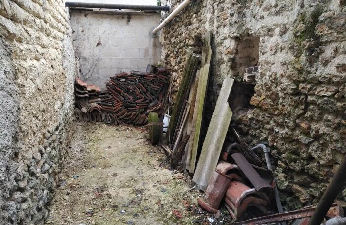 MAISON AVEC TRAVAUX — photo 2