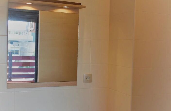 Bien vendu : Appartement  Saint-Denis (97400) — photo 5