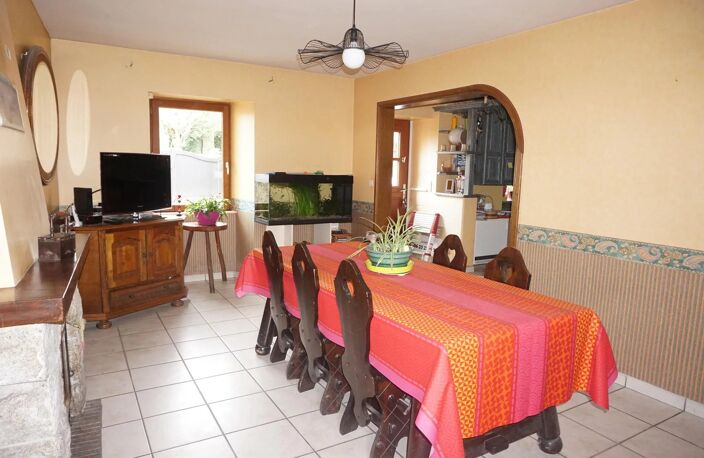 Maison de bourg en pierres — photo 4