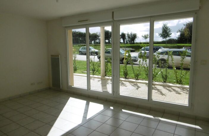 APPARTEMENT AVEC TERRASSE ET 1 PARKING EN SOUS SOL — photo 2