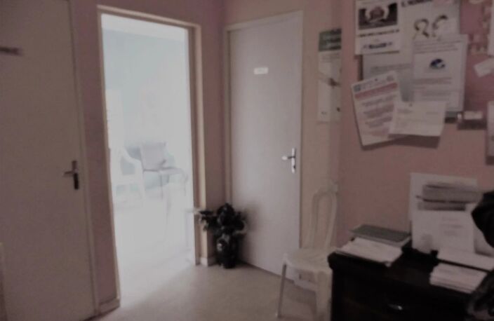 Bien vendu : Appartement  Salon-de-Provence (13300) — photo 2