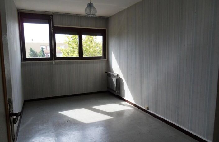 Bien vendu : Appartement  Salon-de-Provence (13300) — photo 2