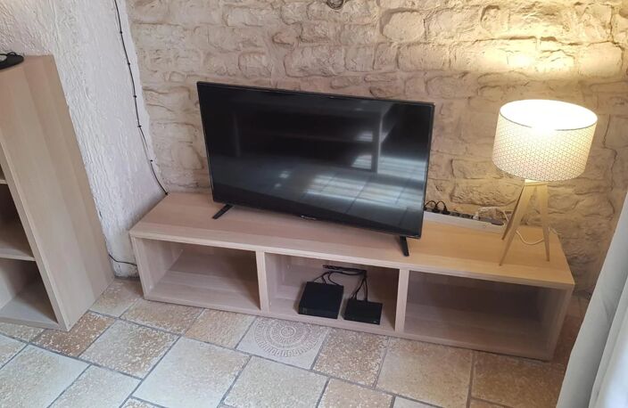 NIMES CENTRE EMPLACEMENT PRIVILEGIE - P2 RENOVE — photo 2