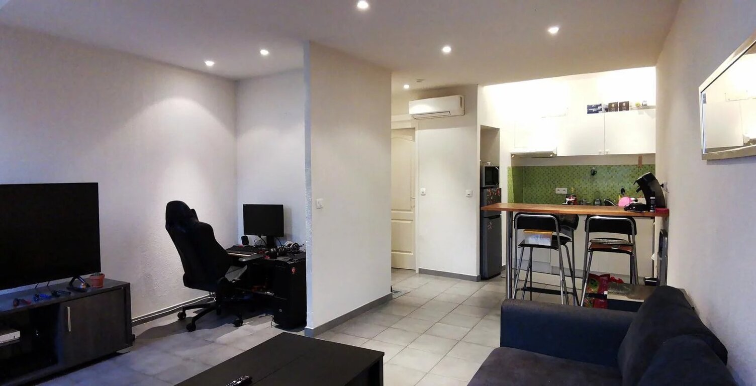 Beau studio loué au coeur de Brignoles — photo 1