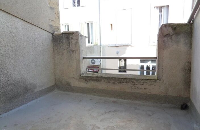 Bien vendu : Appartement  Salon-de-Provence (13300) — photo 4