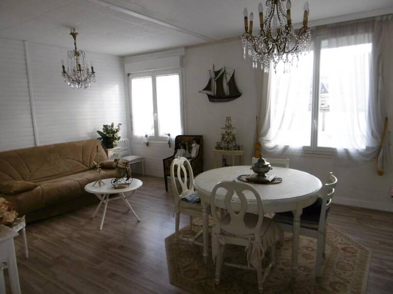 Appartement en bord de mer boulevard de Verdun — photo 1