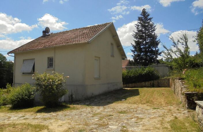 MAISON AVEC DÉPENDANCE ET GARAGE — photo 4