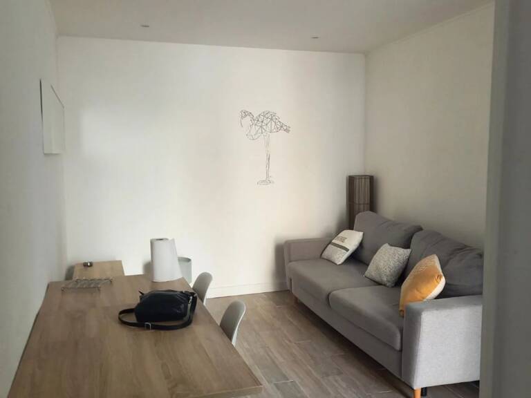 APPARTEMENT AVEC TERRASSE - REIMS — photo 1